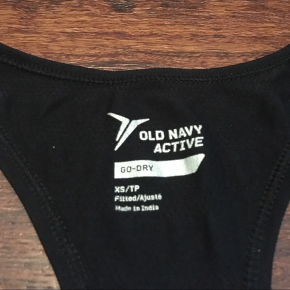 Old Navy Active top - Picture 4 of 4
